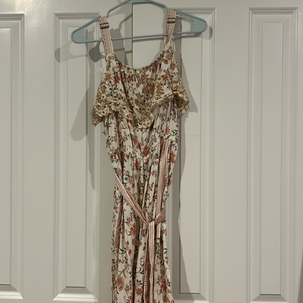 American Eagle Romper/ Jumpsuit Floral Medium